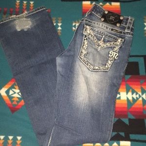 Medium Wash Miss Me Jeans! Size 27